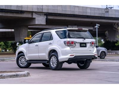 Toyota Fortuner 3.0V 2WD ปี 2013 รูปที่ 1